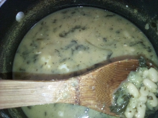 Navy bean soup | Sopa de alubias blancas